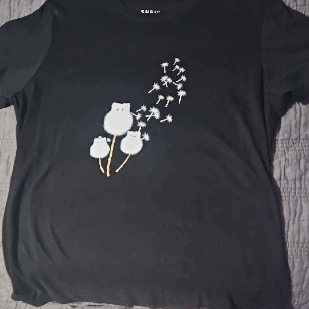 SHEIN Black Graphic Tee